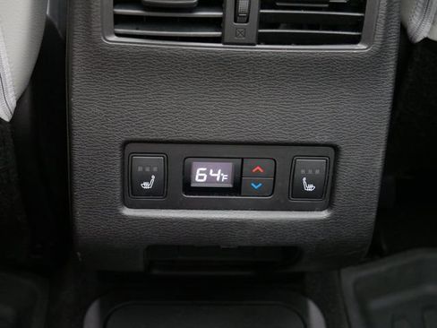 Used 2025 Mitsubishi Outlander SEL AWD/4WD image 14