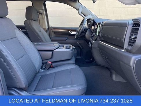 Used 2023 Chevrolet Silverado 1500 LT image 26