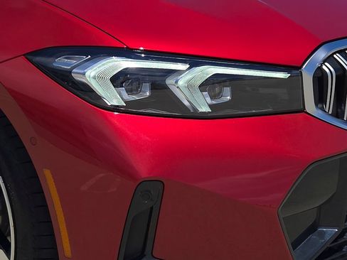 New 2026 BMW 330i Sedan w/ M Sport Package RWD image 5