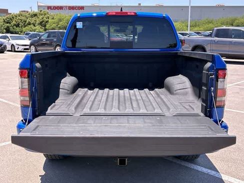 Used 2024 Nissan Frontier PRO-4X w/ Off-Road Protection Package AWD/4WD image 35