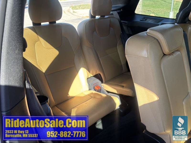 Used 2017 Volvo XC90 T6 Momentum w/ Vision Package AWD/4WD image 27