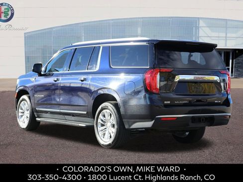 Used 2021 GMC Yukon XL SLT w/ SLT Premium Package image 3