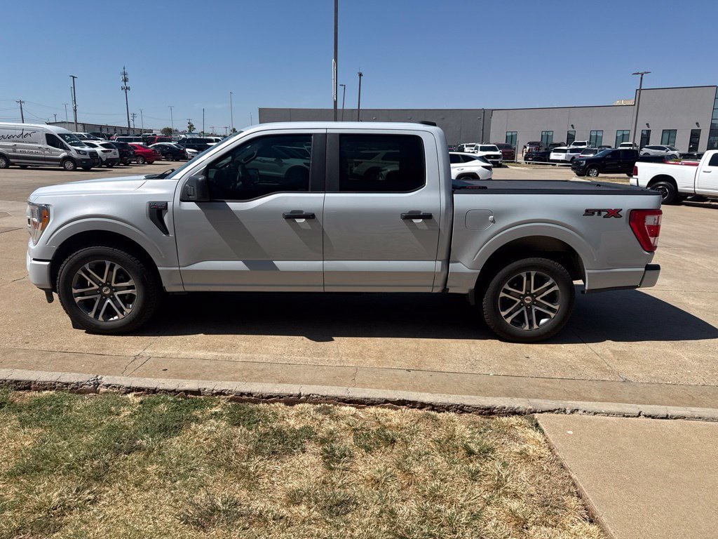 Used 2021 Ford F150 XL w/ STX Appearance Package RWD image 4
