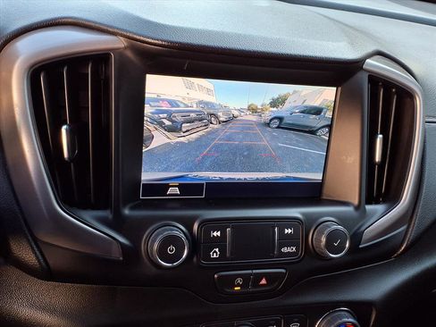 Used 2022 GMC Terrain AT4 image 6