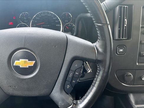 Used 2021 Chevrolet Express 3500 w/ Power Convenience Package RWD image 21