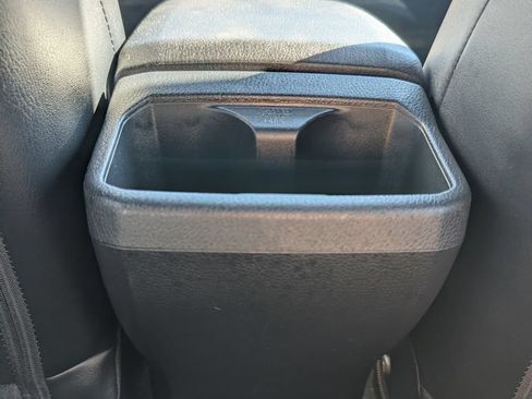 Used 2019 Toyota Tacoma Limited AWD/4WD image 21
