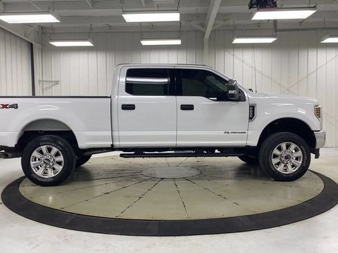 Used 2019 Ford F250 XLT AWD/4WD image 9