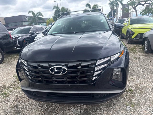 Used 2024 Hyundai Tucson Blue AWD/4WD image 2
