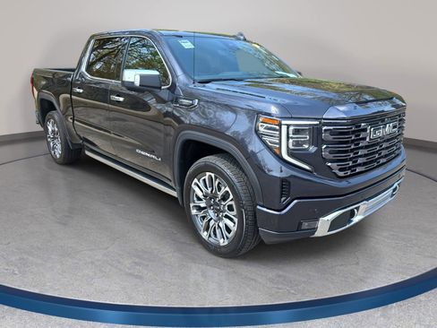 Used 2024 GMC Sierra 1500 Denali Ultimate image 3