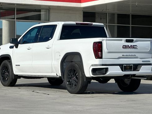 New 2026 GMC Sierra 1500 Elevation image 4