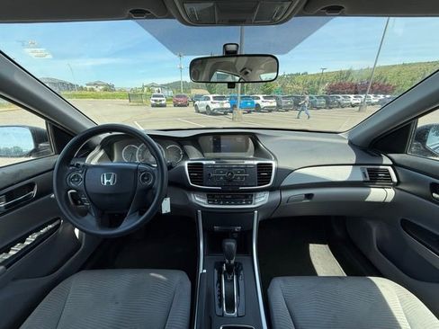 Used 2015 Honda Accord LX image 9