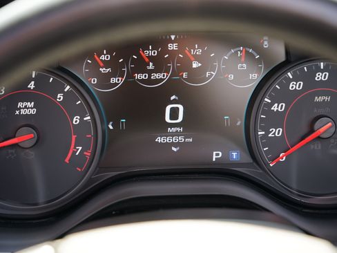 Used 2016 Chevrolet Camaro SS image 23