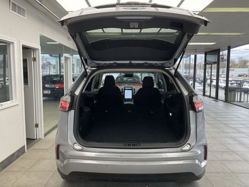 Used 2022 Ford Edge SE w/ Black Appearance Package image 21