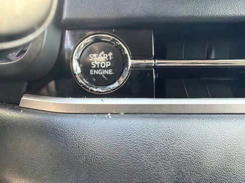 Used 2022 Mitsubishi Outlander SE AWD/4WD image 20