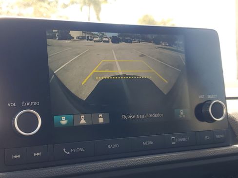 Used 2024 Honda CR-V EX image 28