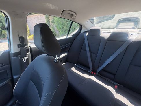 Used 2025 Nissan Altima 2.5 SV FWD image 39
