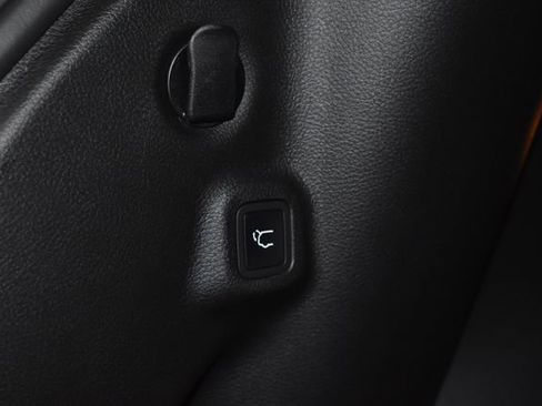 New 2026 Jeep Compass Limited w/ Sun, Sound & Navigation Group image 32