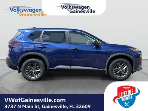 Used 2021 Nissan Rogue S AWD/4WD image 2