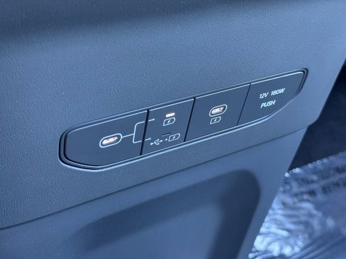 Used 2024 Kia EV9 Light Long Range image 29