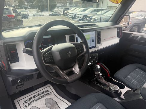 Used 2024 Ford Bronco Heritage Edition image 17