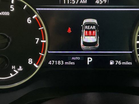 Used 2023 Nissan Rogue SV image 37