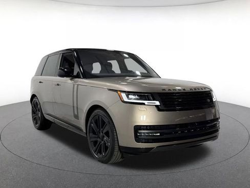 Used 2023 Land Rover Range Rover SE AWD/4WD image 3