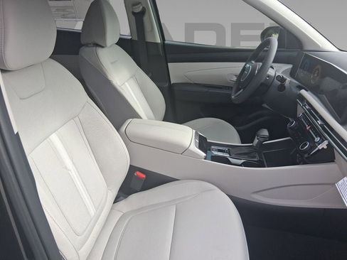 New 2026 Hyundai Tucson SEL image 8