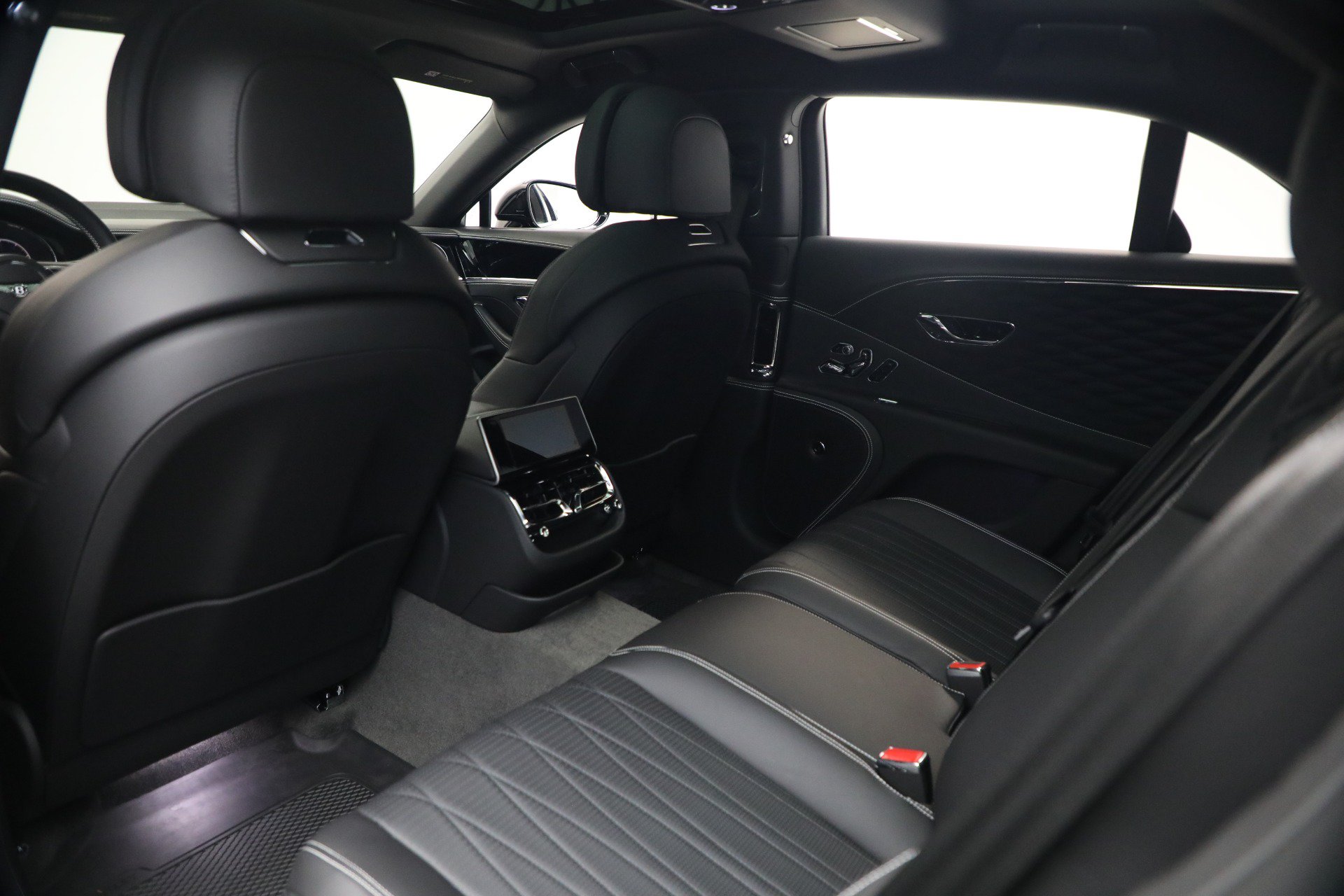 Certified 2022 Bentley Flying Spur W12 AWD/4WD image 22