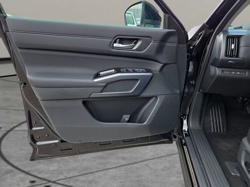 New 2026 Nissan Pathfinder SL AWD/4WD image 11
