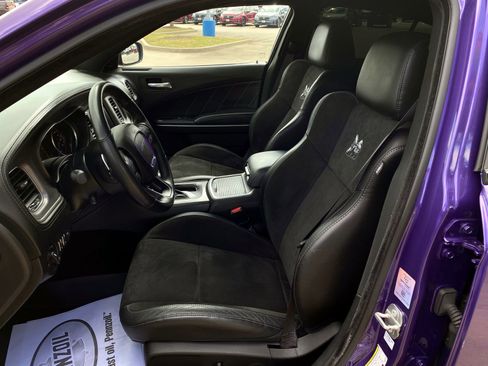 Used 2023 Dodge Charger Scat Pack w/ Plus Group image 10