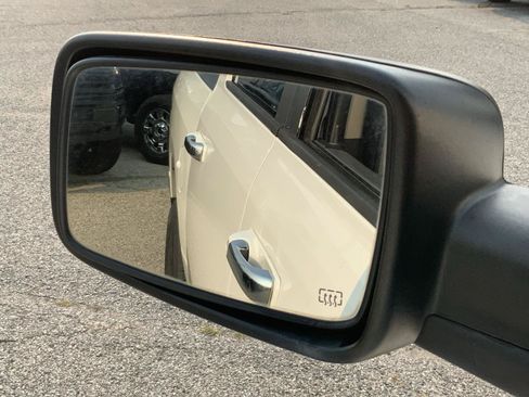 Used 2016 RAM 1500 Big Horn AWD/4WD image 16