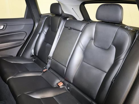 Used 2024 Volvo XC60 T8 Core image 51