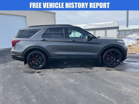 Used 2020 Ford Explorer ST w/ ST Street Pack image 3