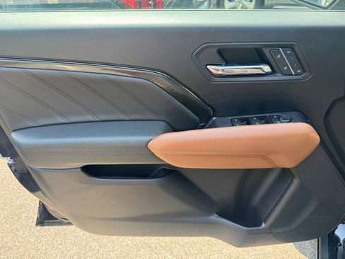 Used 2023 GMC Canyon AT4 w/ AT4 Premium Package AWD/4WD image 28