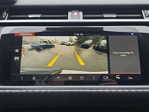 Used 2019 Land Rover Range Rover Velar S image 26