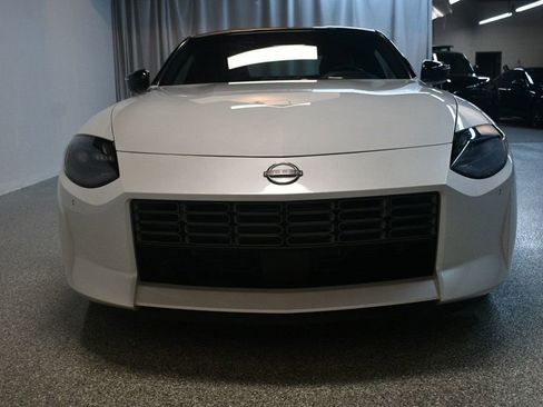 Used 2024 Nissan Z Performance w/ Floor Mat Package image 12