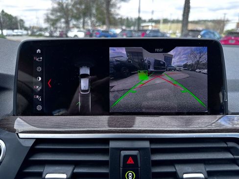 Used 2019 BMW X4 xDrive30i w/ Premium Package image 10