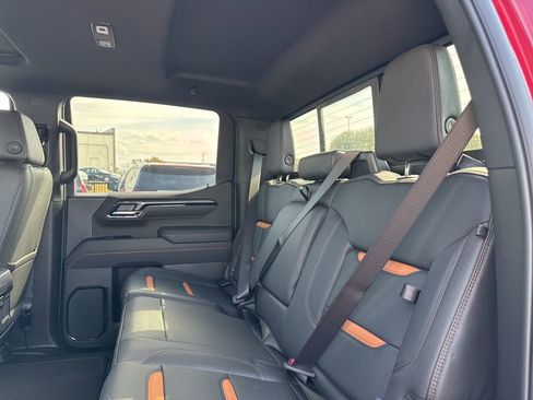 New 2025 GMC Sierra 1500 AT4 w/ AT4 Premium Package image 30