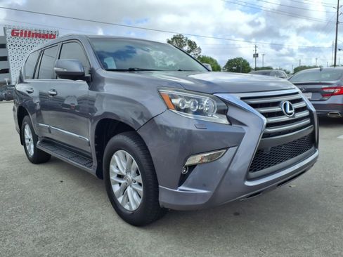 Used 2018 Lexus GX 460 Premium image 2