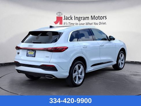 New 2025 Audi Q5 Premium Plus image 5