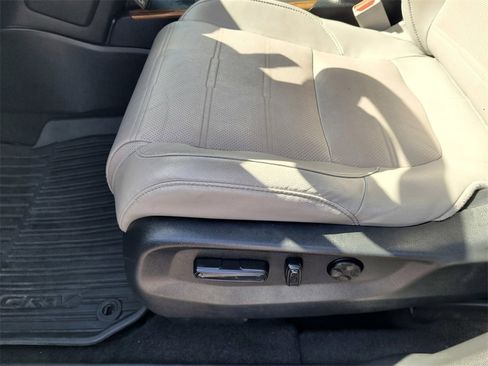 Used 2020 Honda CR-V Touring image 27