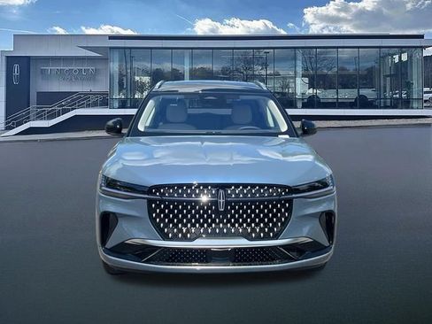 New 2026 Lincoln Nautilus Reserve AWD/4WD image 2