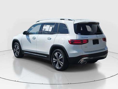 Certified 2025 Mercedes-Benz GLB 250 image 7