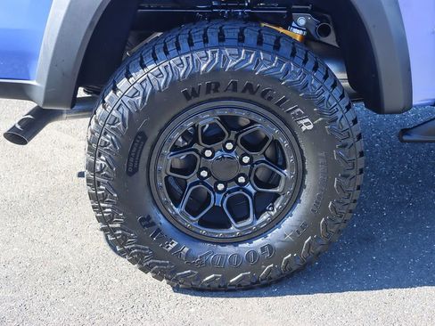 New 2026 Chevrolet Colorado ZR2 w/ ZR2 Bison Edition image 10