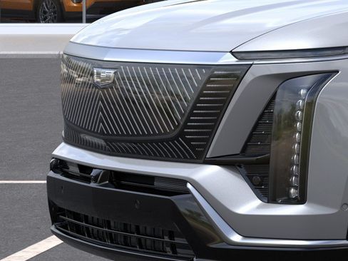 New 2027 Cadillac Vistiq Luxury w/ LPO, Trailering Package AWD/4WD image 13