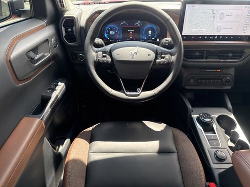 Used 2025 Ford Bronco Sport Outer Banks w/ Outer Banks Tech Package+ AWD/4WD image 18