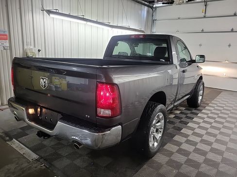 Used 2019 RAM 1500 Tradesman w/ Chrome Appearance Group RWD image 8