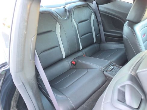Used 2016 Chevrolet Camaro SS RWD image 31