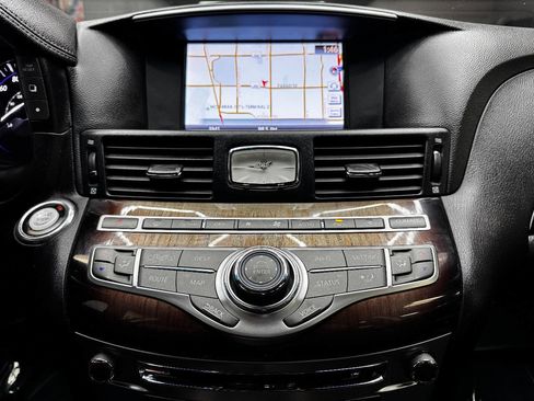 Used 2015 INFINITI Q70 L 3.7 w/ Deluxe Touring Package image 22