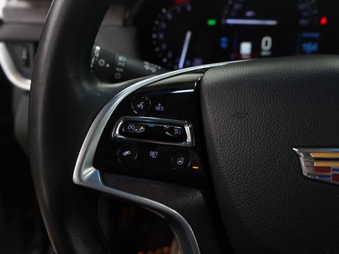 Used 2019 Cadillac XTS Luxury image 17